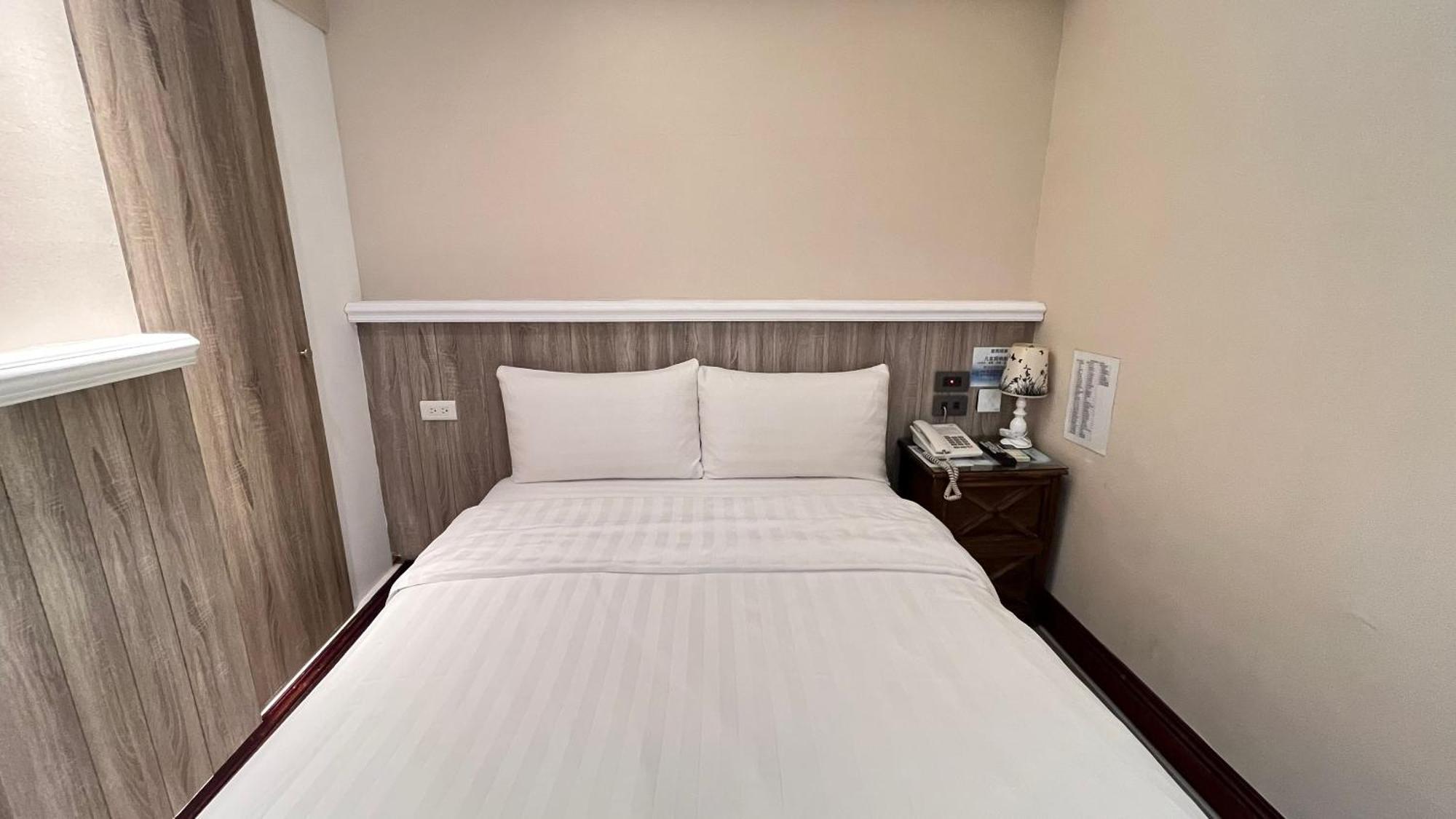 Migo Hotel Đài Trung Ngoại thất bức ảnh
