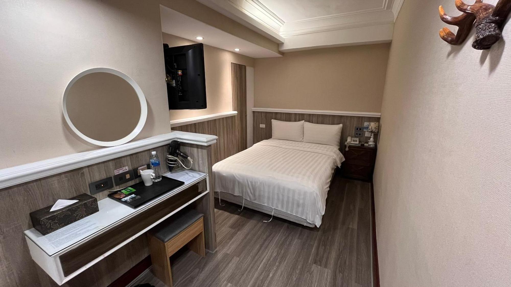 Migo Hotel Đài Trung Ngoại thất bức ảnh