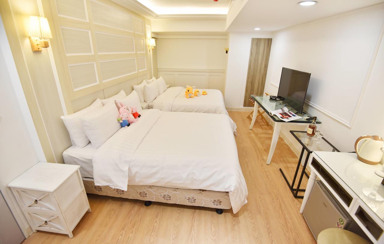 Migo Hotel Đài Trung Ngoại thất bức ảnh