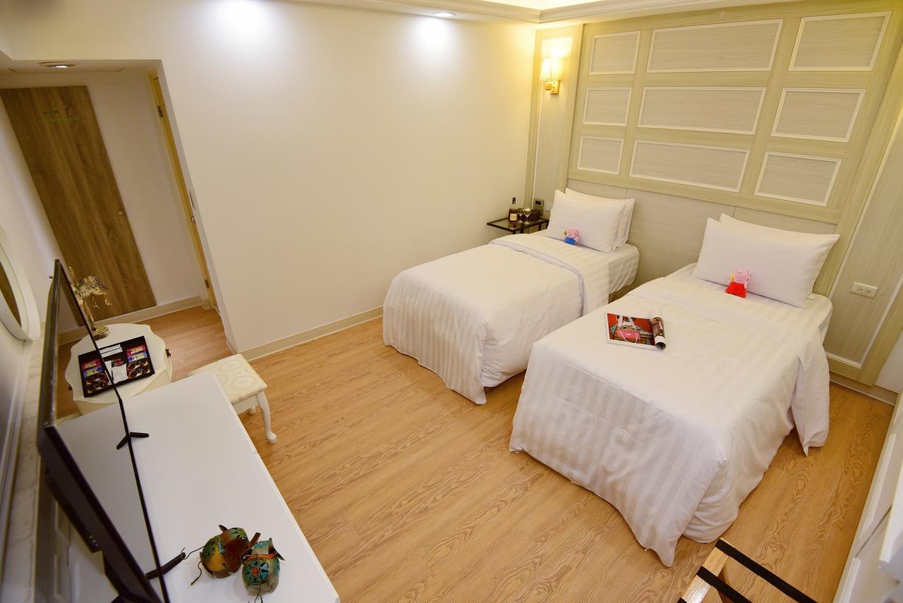 Migo Hotel Đài Trung Ngoại thất bức ảnh